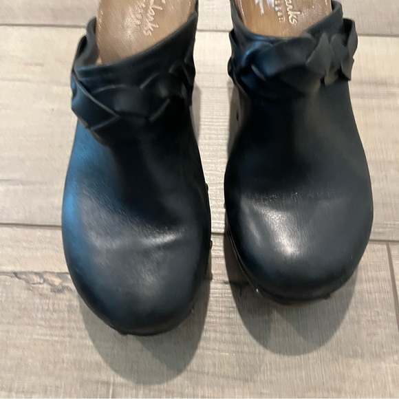 Clarks Artisan Ledella Meg Black Leather Heeled Platform Clogs Braid Studded 6 - Picture 2 of 5